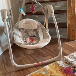 Baby Swing / Excellent Condition 