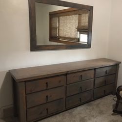 9 Drawer Dresser 