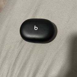 Beats Studio Buds