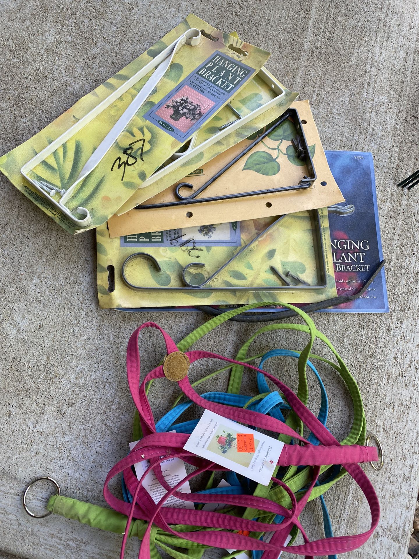 Garden Hanging Plants Brackets 