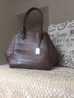 Expandable Brown Ladies Purse
