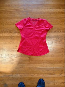 Scrub top - medium
