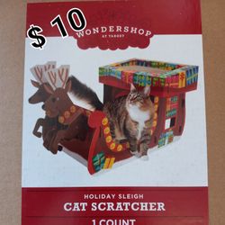 New Christmas Cat Scratcher 