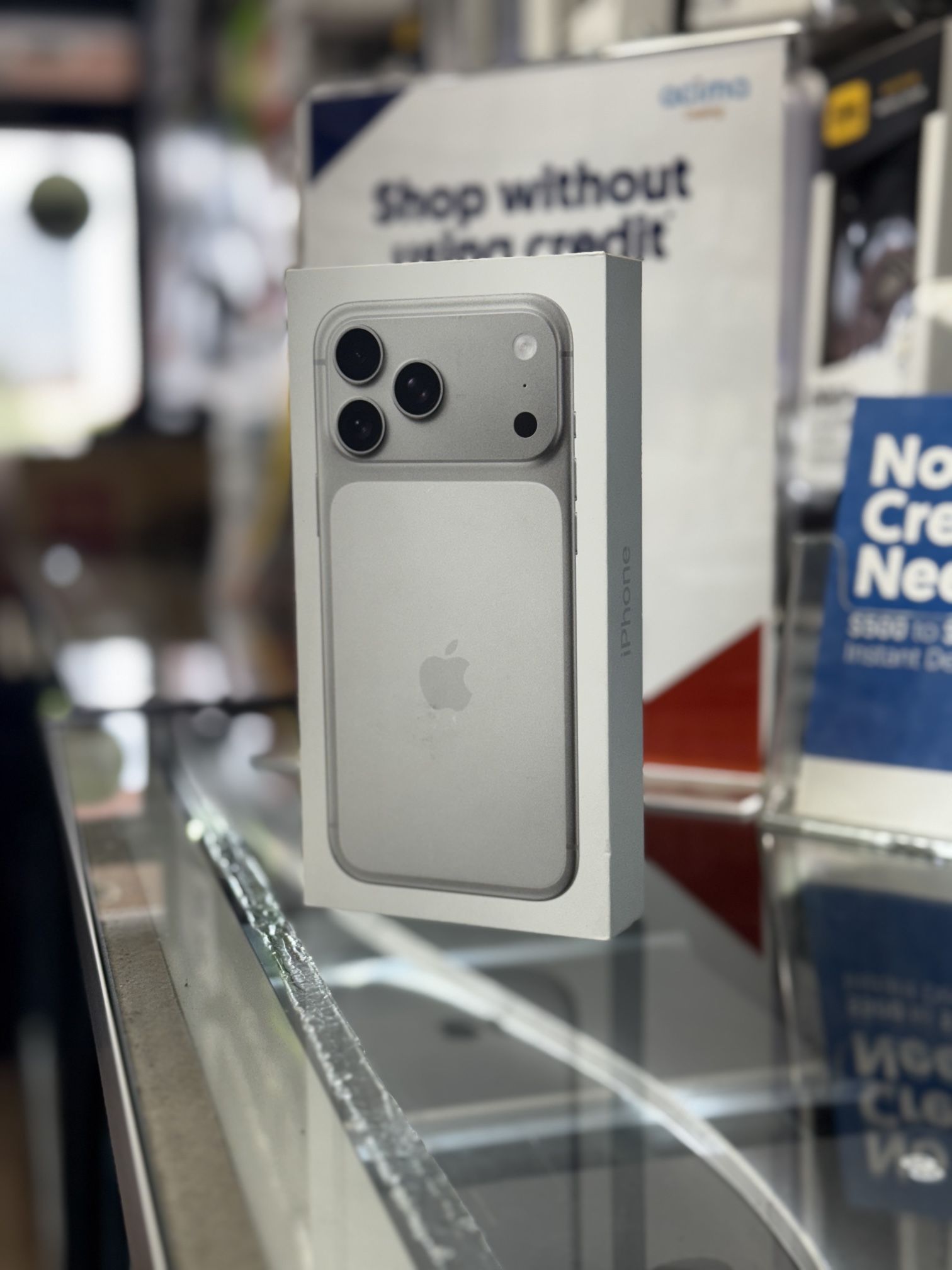 iPhone 17 Pro Max (Factory Unlocked)