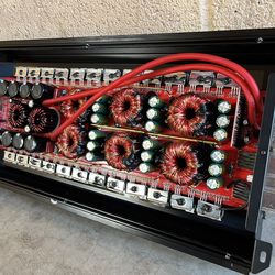 Mrmusicman Bass Machine 3500 watts class d amplifier - $349