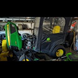 John Deere X 730  With Attachments And Cover