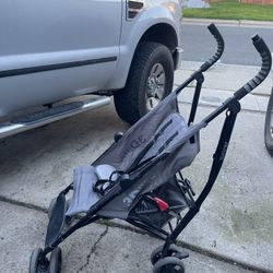 Stroller 