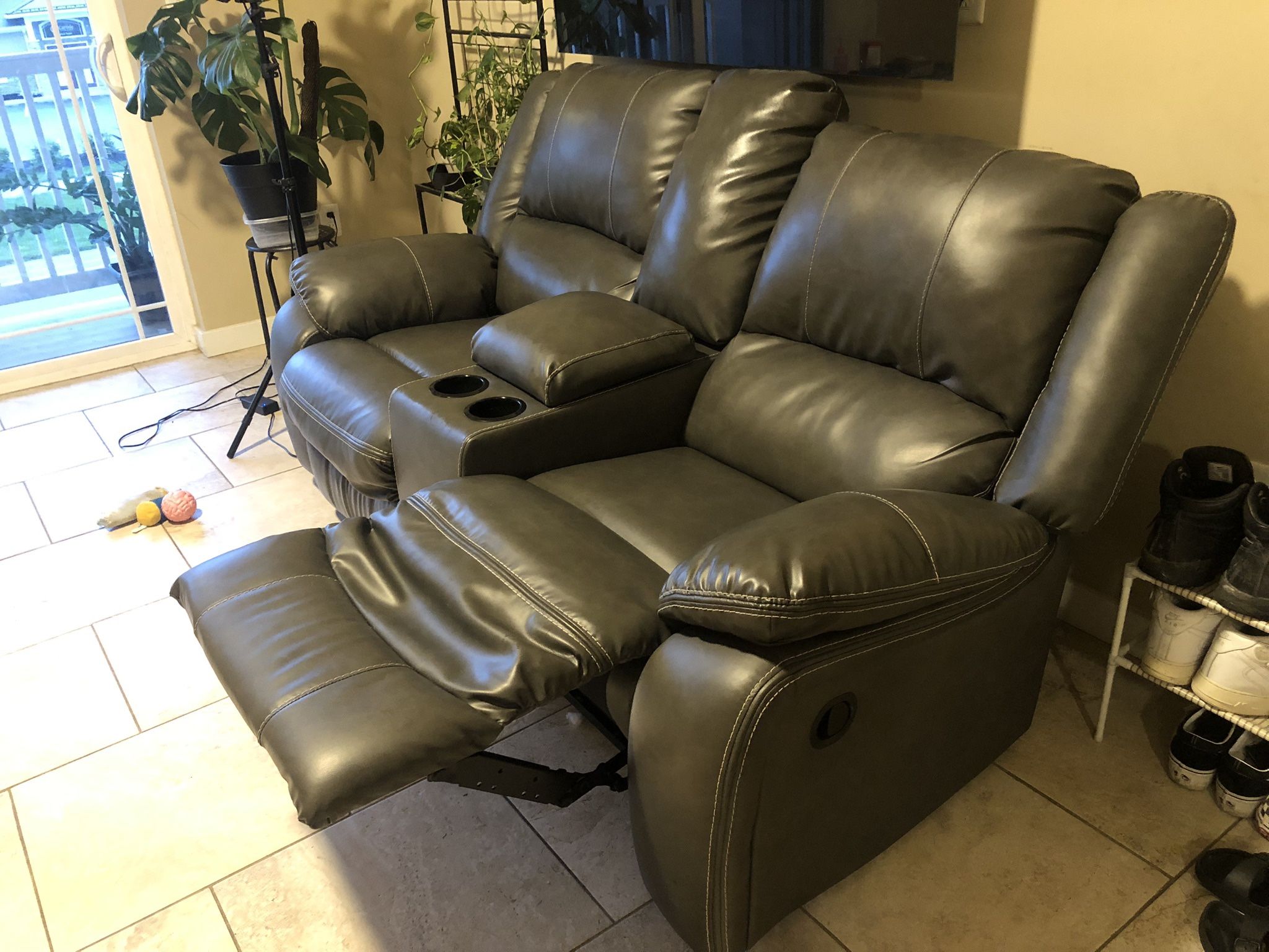 Recliner Love Seat
