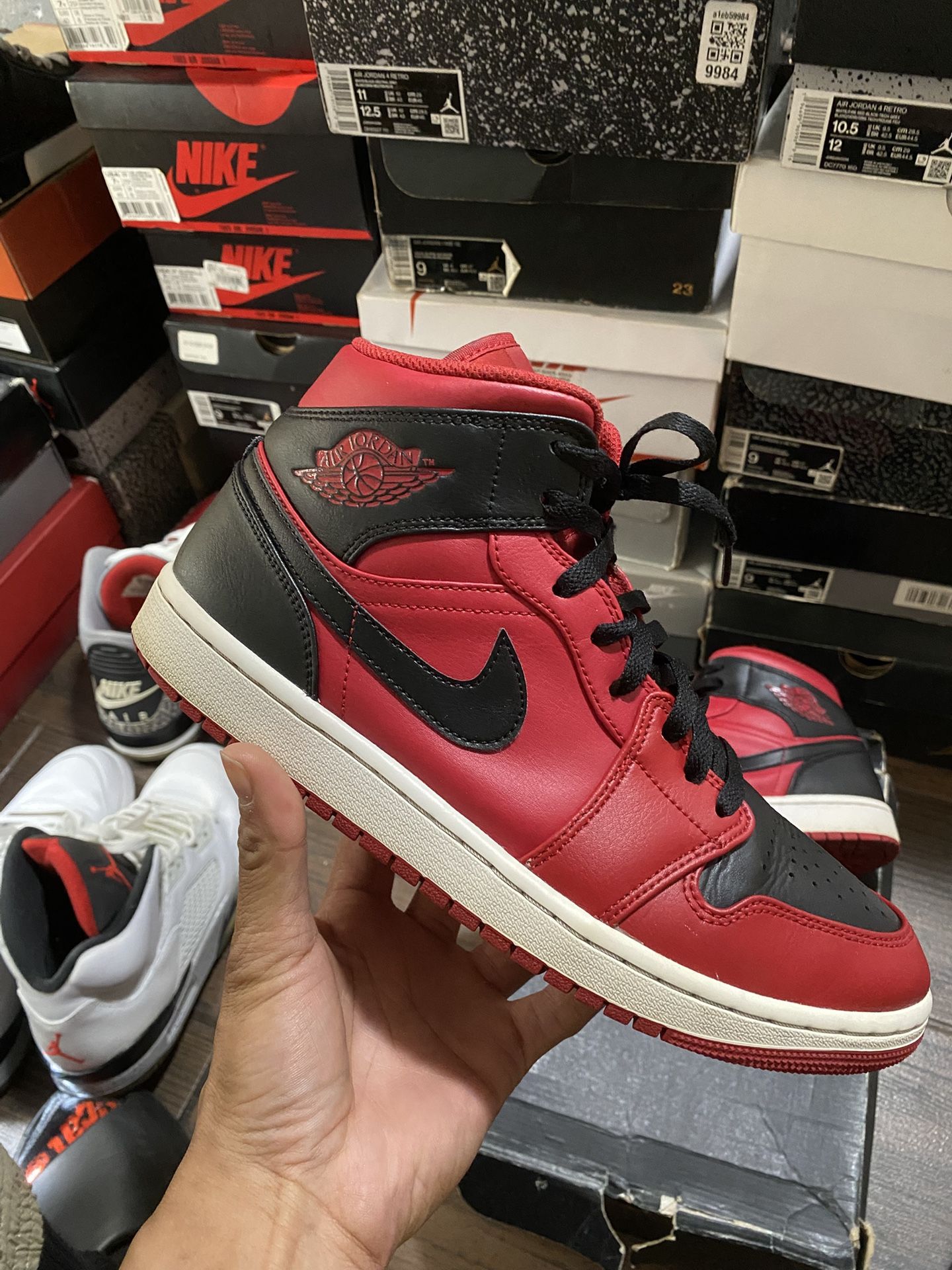 Jordan Retro 1 Mid $30 FIRM