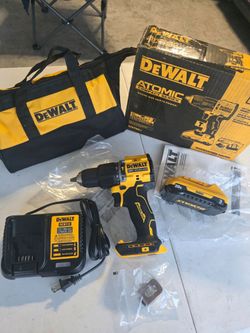 🔥 $100 FIRM PRICE 🔥 DEWALT ATOMIC 20-Volt Lithium-Ion Cordless 1/2 in. Compact Hammer Drill with 3.0Ah Battery, Charger and Bag