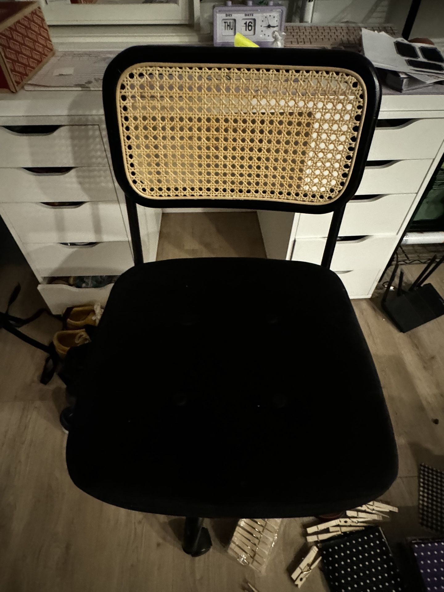 Homegoods Rolling Chair