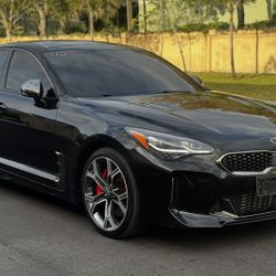 2021 KIA STINGER GT-LINE $14,998 $1,500 Down !!