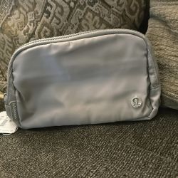lululemon belt bag 