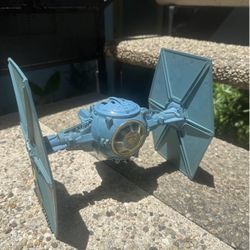 1983 Kenner Star Wars Battle Damaged Tie Fighter 