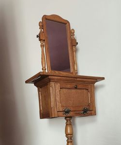 Vintage Shaving Valet Stand