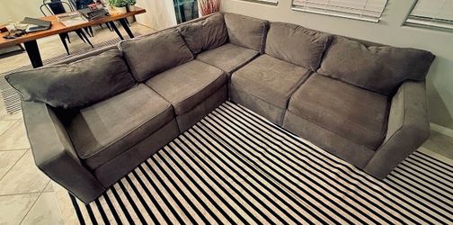 Radley Sectional Sofa