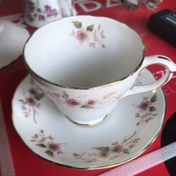 Vintage Duchess Bone China Pink Floral  W/ Gold Trim Tea Cup and Saucer England Glen 316.  