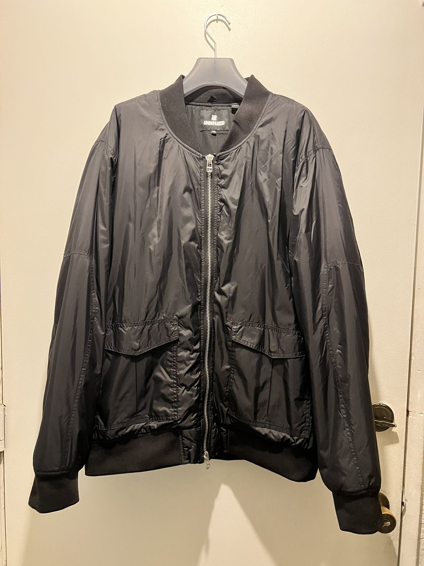 Undefeated Bomber jacket Sz XXL 