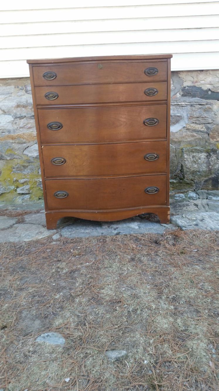 Antique Dresser can be refinished