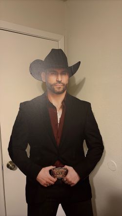 El Señor de los Cielos Cardboard cutout