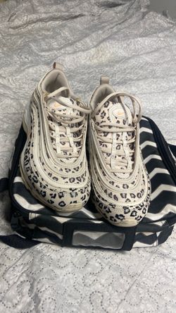 Shoes Nike size 8. Used.