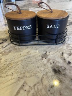 Salt And Pepper Set Holders