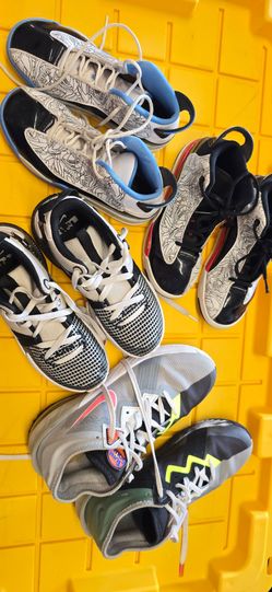 Boys gym shoes