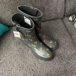 New rain, boots or fun boots size 8