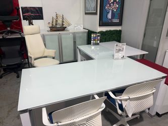L-Shaped Desk Configurations - Multiple Sizes - MARCUS OFFICE
