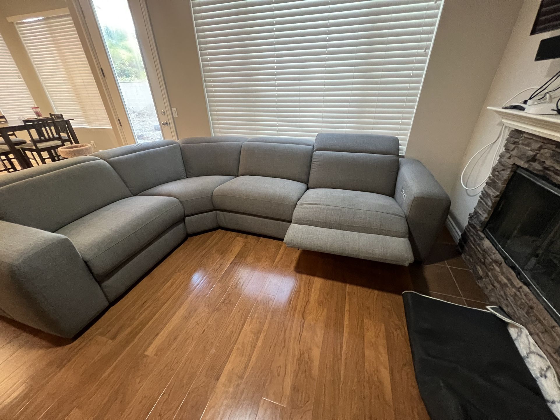 Jerome's palisades sectional deals