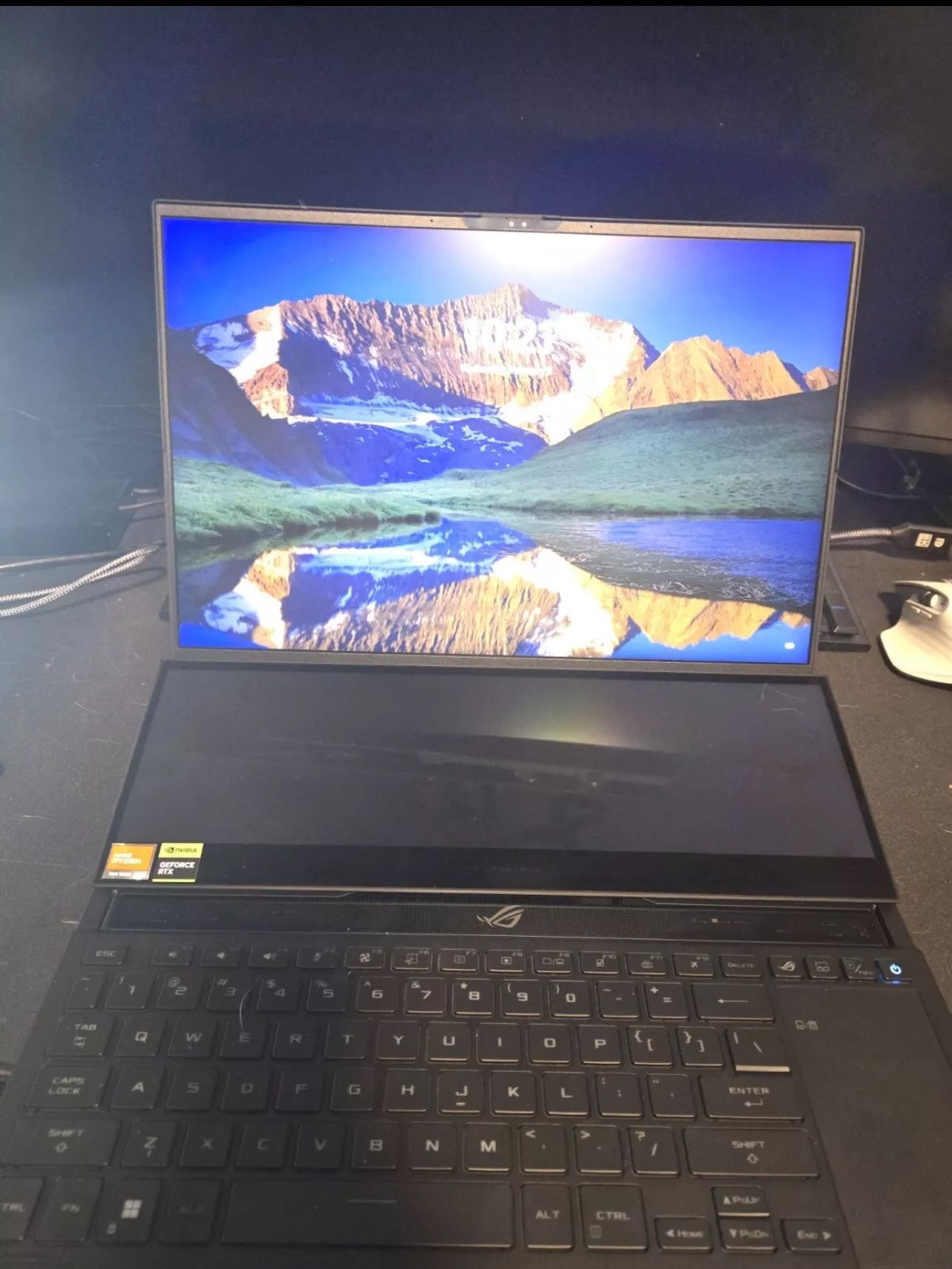 ASUS ROG Zephyrus Duo 16 (2023) 16” (2TB SSD, AMD Ryzen 9 7945HX, 96GB, 4090RTX