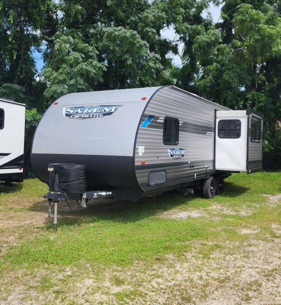 2020 Forest River Salem 24RLXL