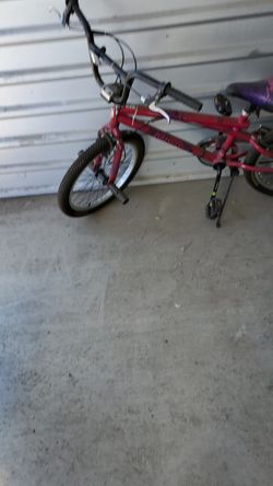 Girls mongoose bike