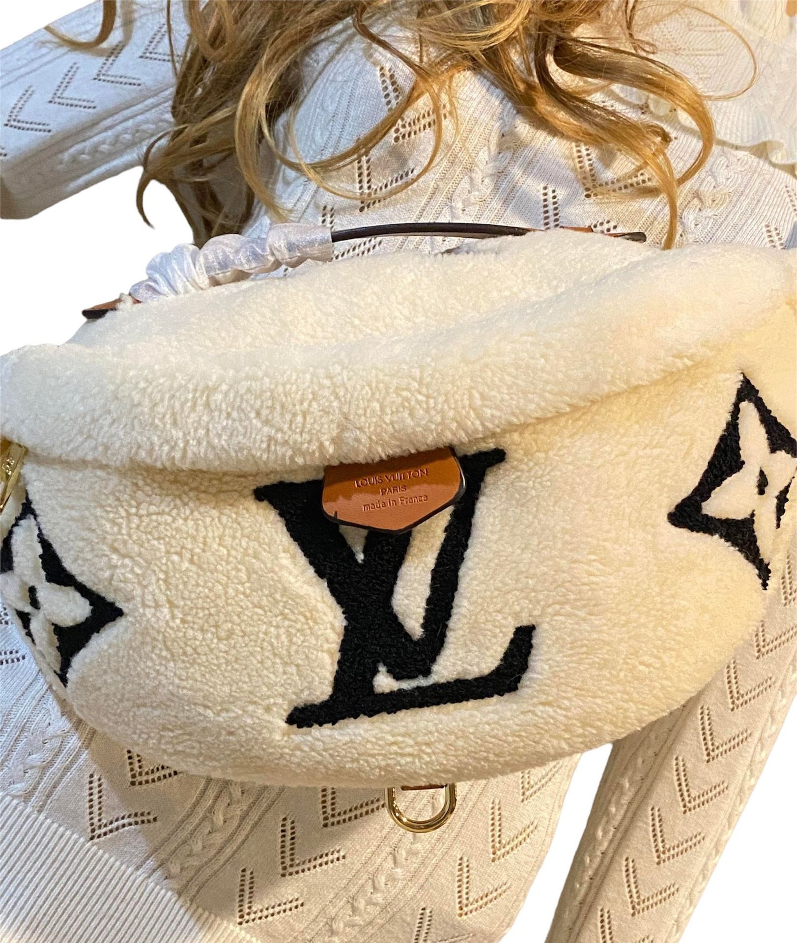 Louis+Vuitton+Teddy+Bumbag+Belt+Bag+%26+Fanny+Pack+Beige+Shearling