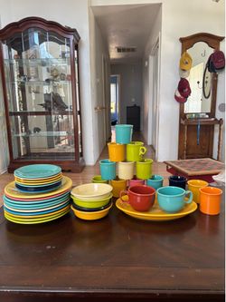 38 Pieces Fiestaware