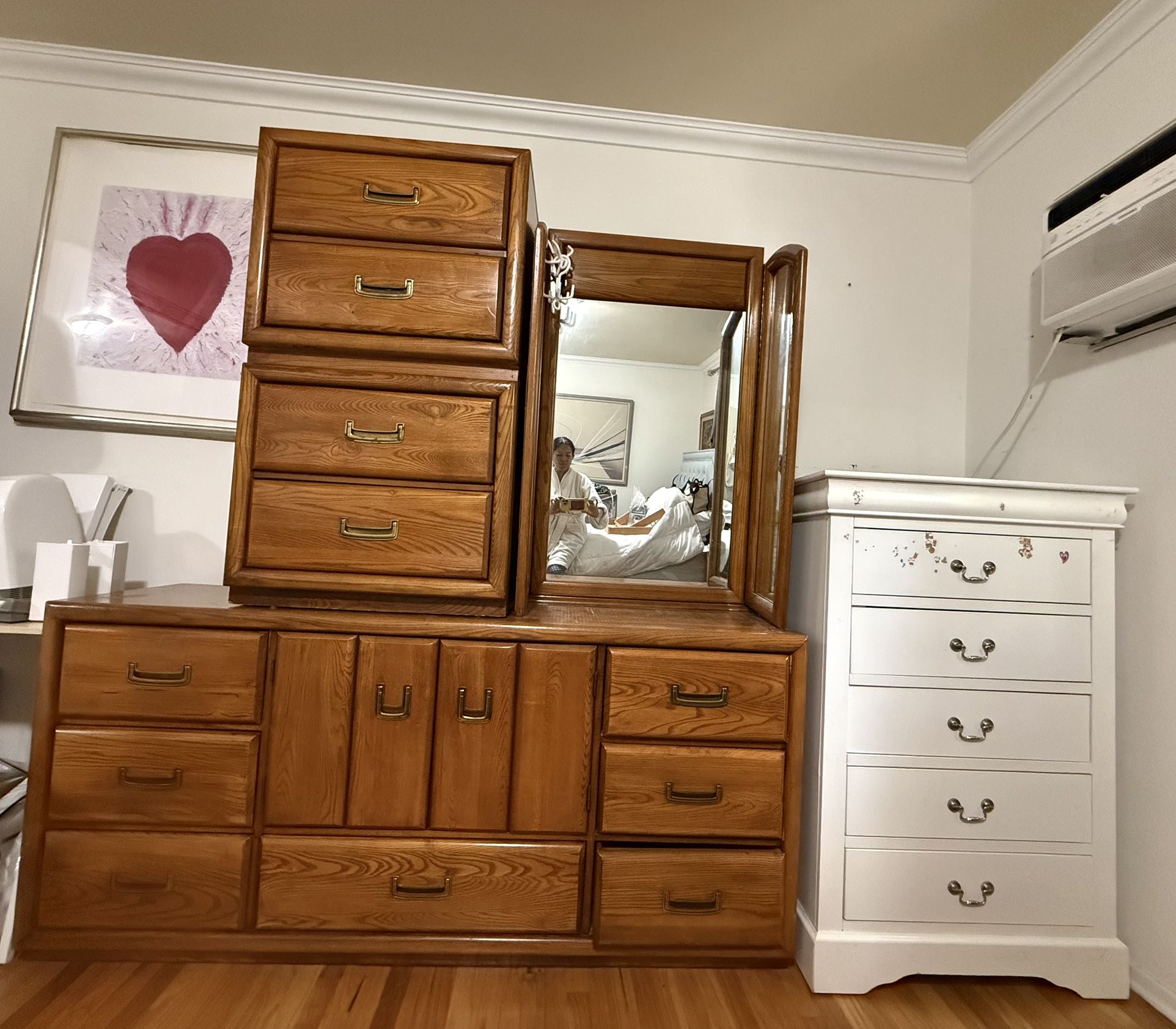 Bedroom Dresser Drawers and Mirror, Bed Side Drawers