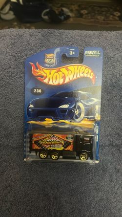 Hot Wheels Highway Hauler Sideshow #(contact info removed)