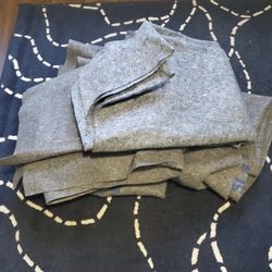 Moving blankets 