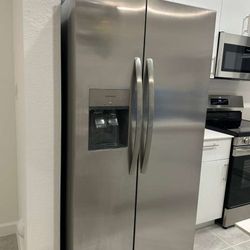 Refrigerator, stove, and microwave