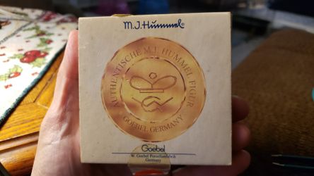 MJ Hummel p
Miniature Collectors Plate 