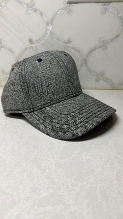 Aerie Tweed Sparkle Hat. New