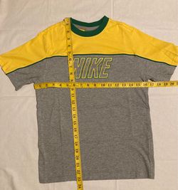 Nike Boys Yellow Gray Colorblock Short Sleeve Graphic Logo Activewear T-Shirt Sportswear size medium