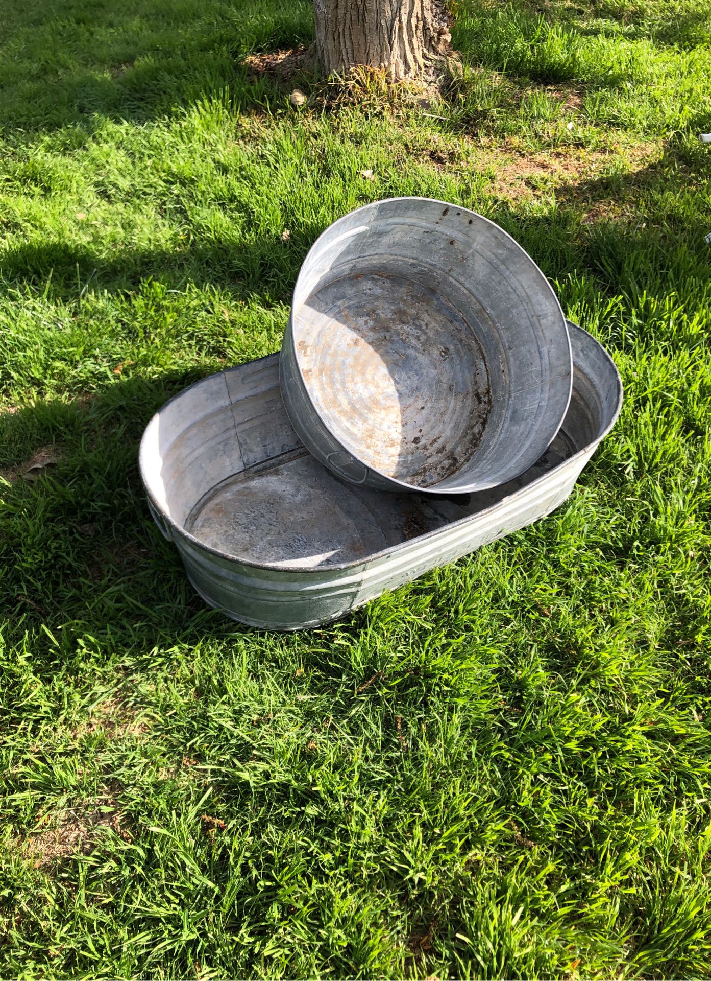 2 large galvanized tubs for Sale in Nuevo, CA OfferUp