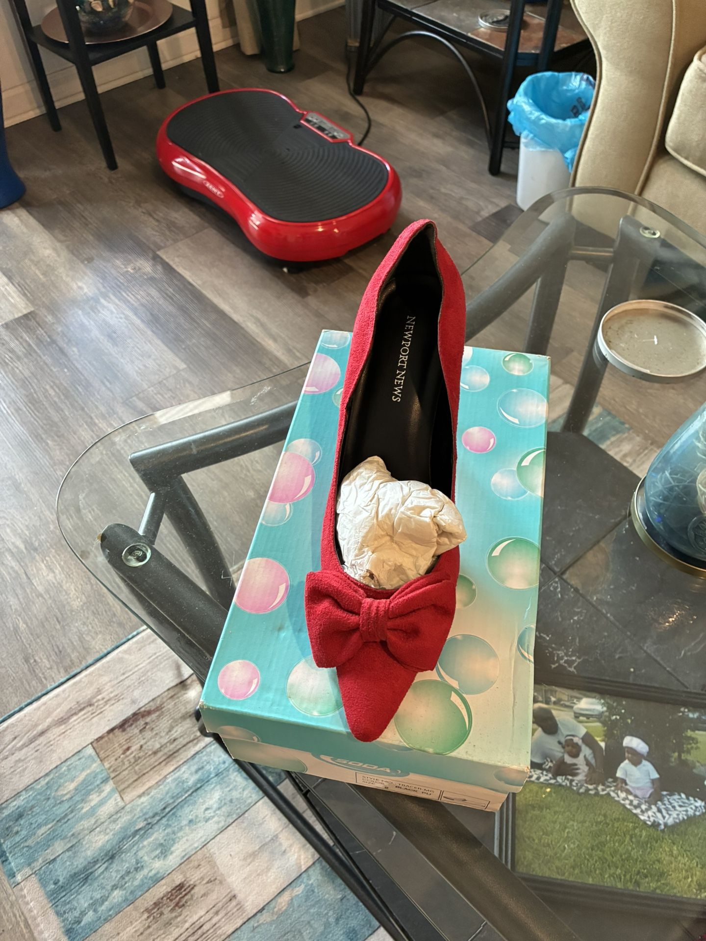 Sexy Red Suede Pump Shoes