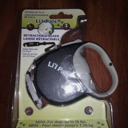 Li'l Pals Pet 12' Retractable Dog Leash with EZ-Snap Quality Lead Black