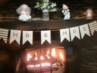 Mr. & Mrs. Sign