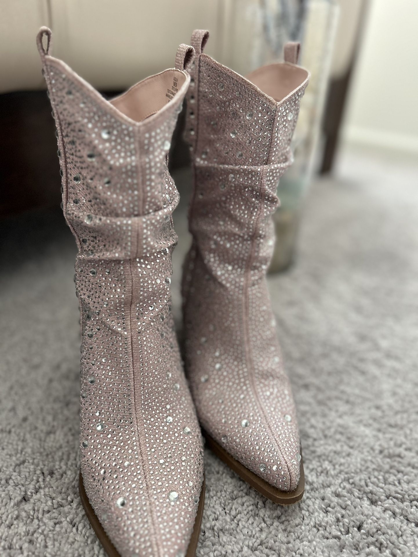 Jessica Simpson Women’s Western Style Boots
