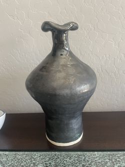 Pottery Vase “11 FREE