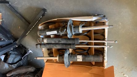 2010 VW Jetta shocks