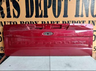 2017-2019 f250  F 350 tailgate  shell  with  step hole oem